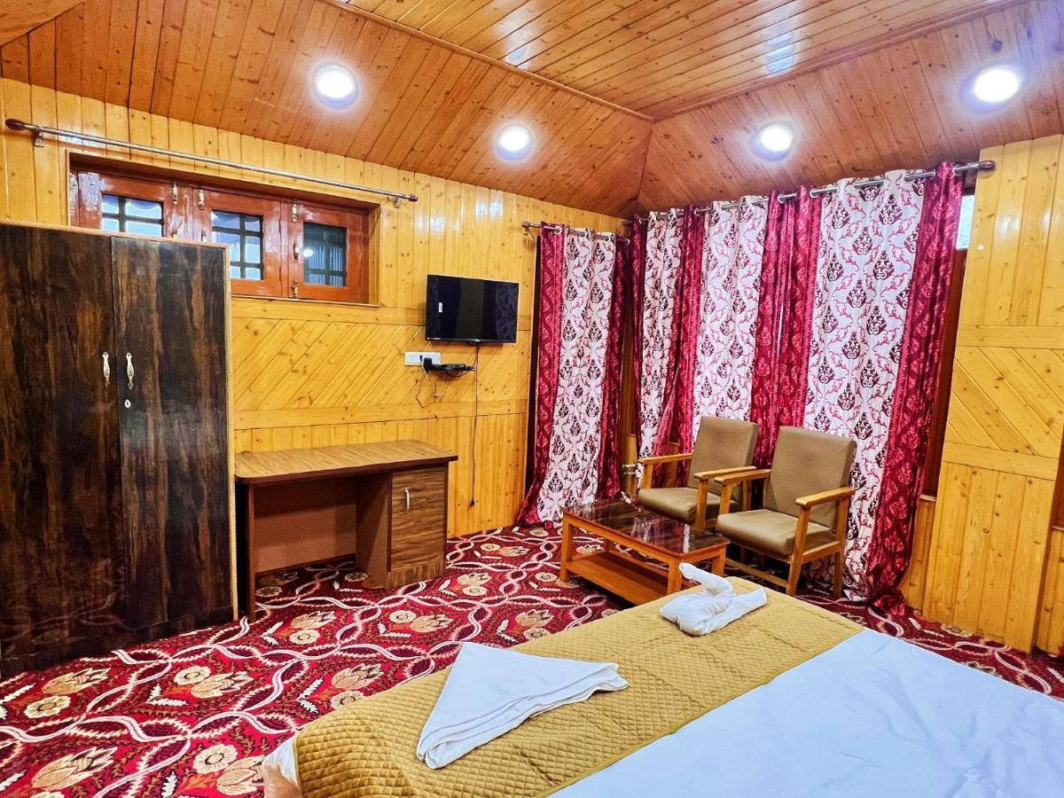 Roseline Inn Srīnagar Dış mekan fotoğraf