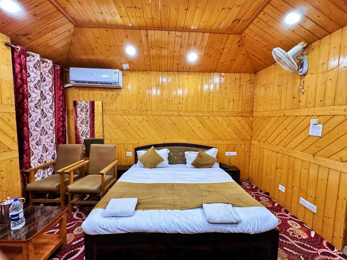 Roseline Inn Srīnagar Dış mekan fotoğraf